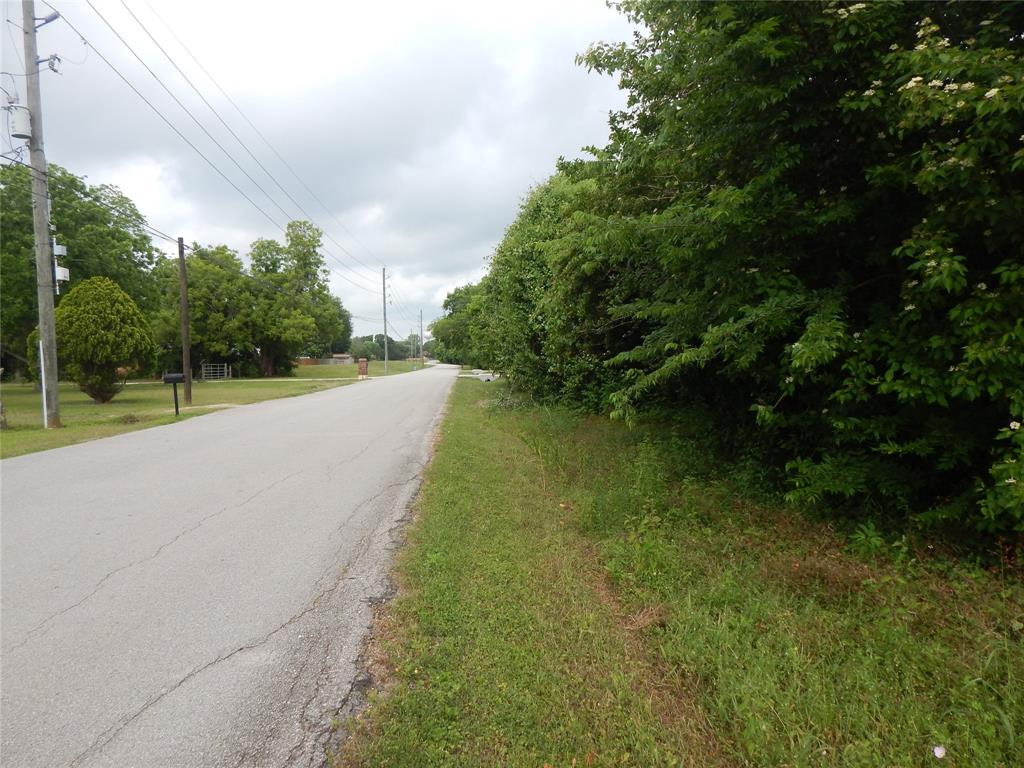 vacant-land-image